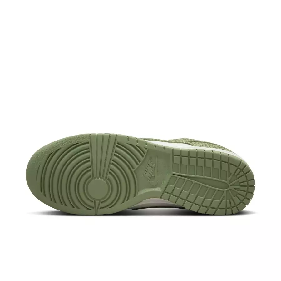 Nike-Dunk-Low-Oil-Green-Safari-FV6516-300-1