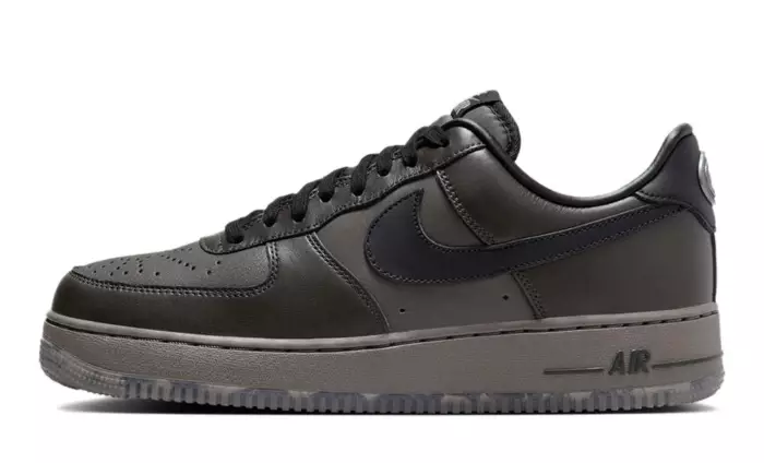 Nike air force 1 black and brown on sale